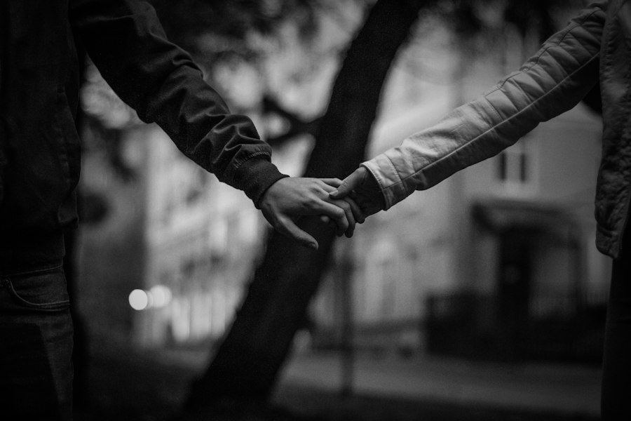 Photo relationship based on real trust