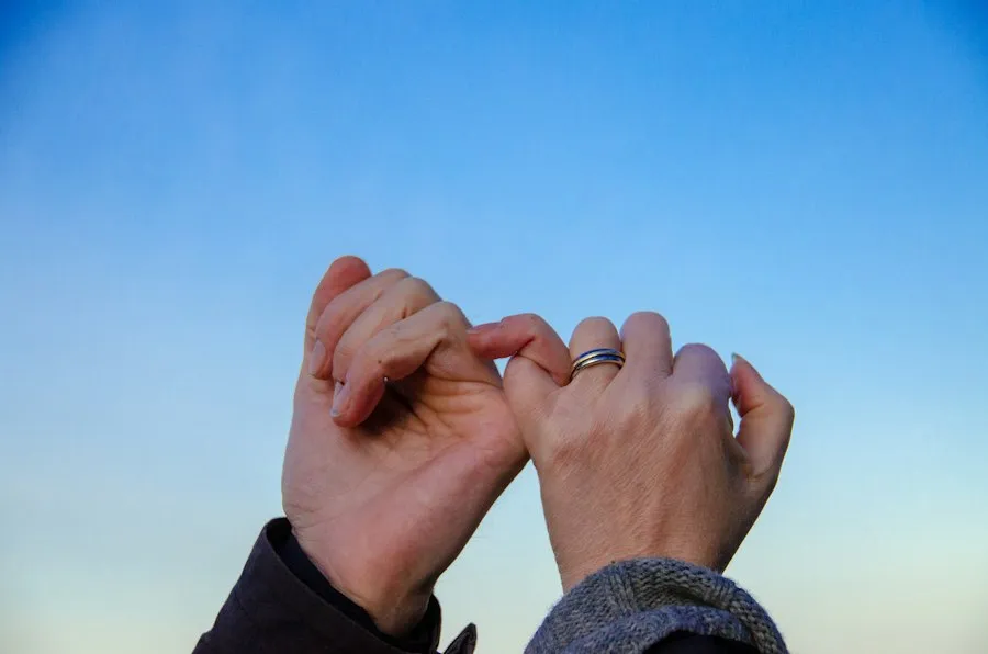 Photo common romantic gesture mistakes